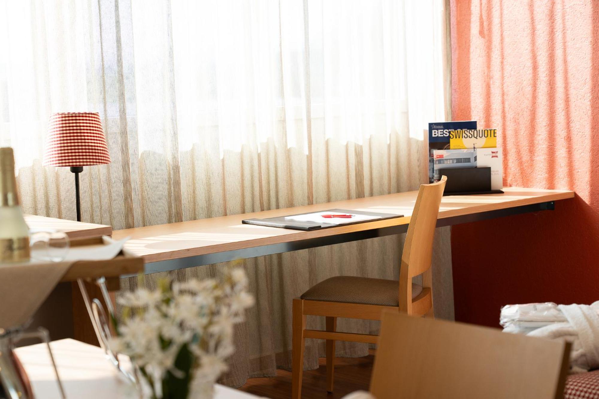 Swissever Hotel Zug Steinhausen Bilik gambar