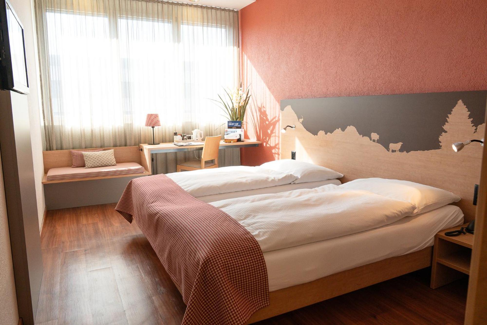 Swissever Hotel Zug Steinhausen Bilik gambar